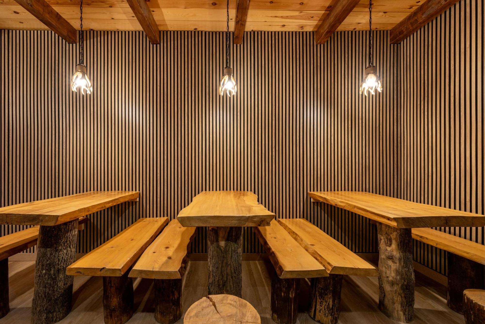 Alberg Taull Hostel *