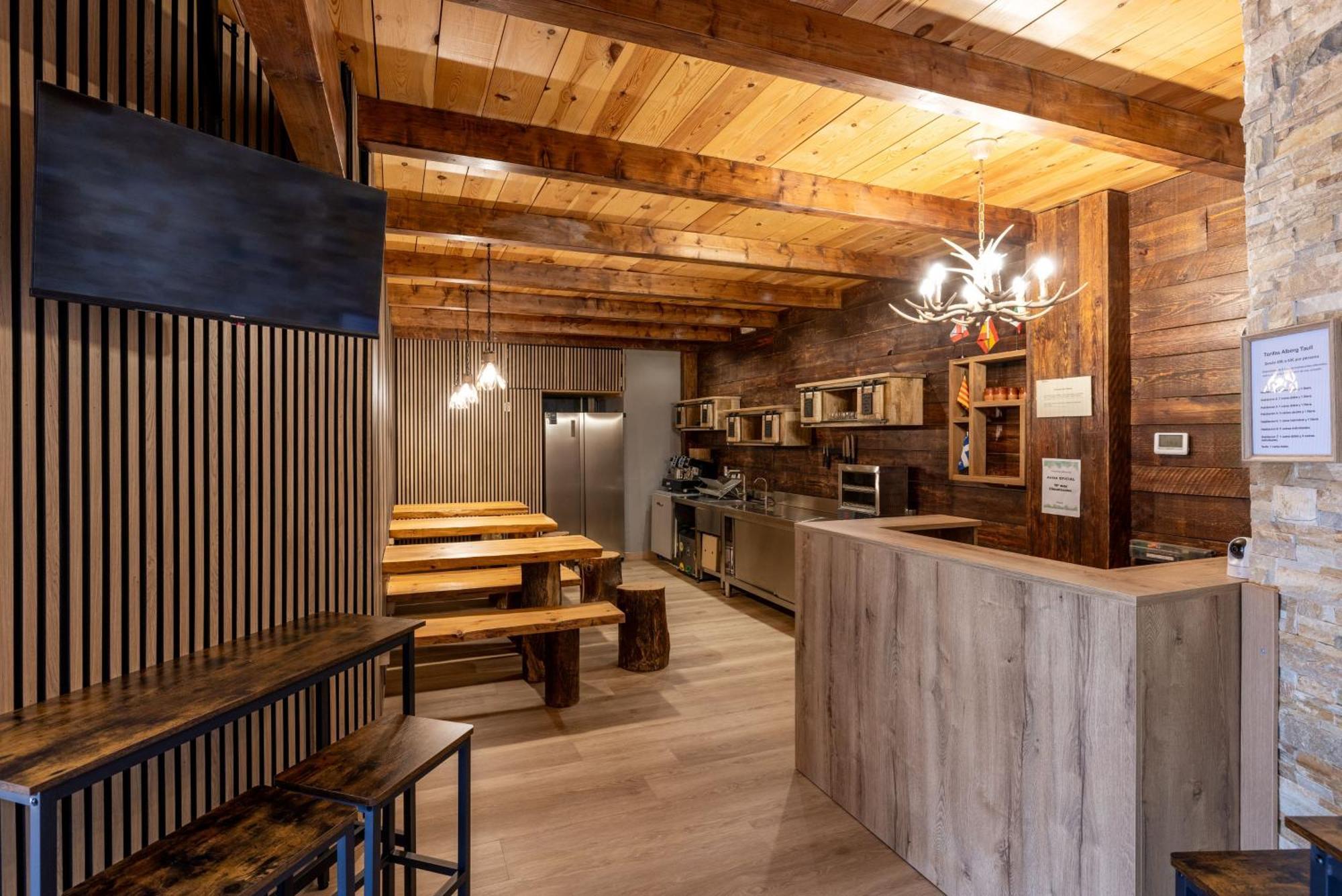Hostel Alberg Taull Taull