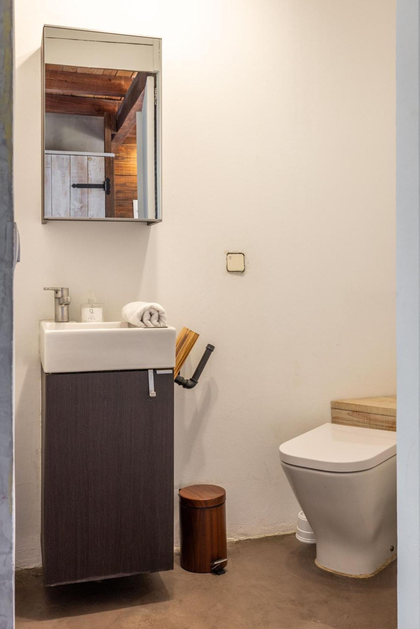 Alberg Taull Hostel *
