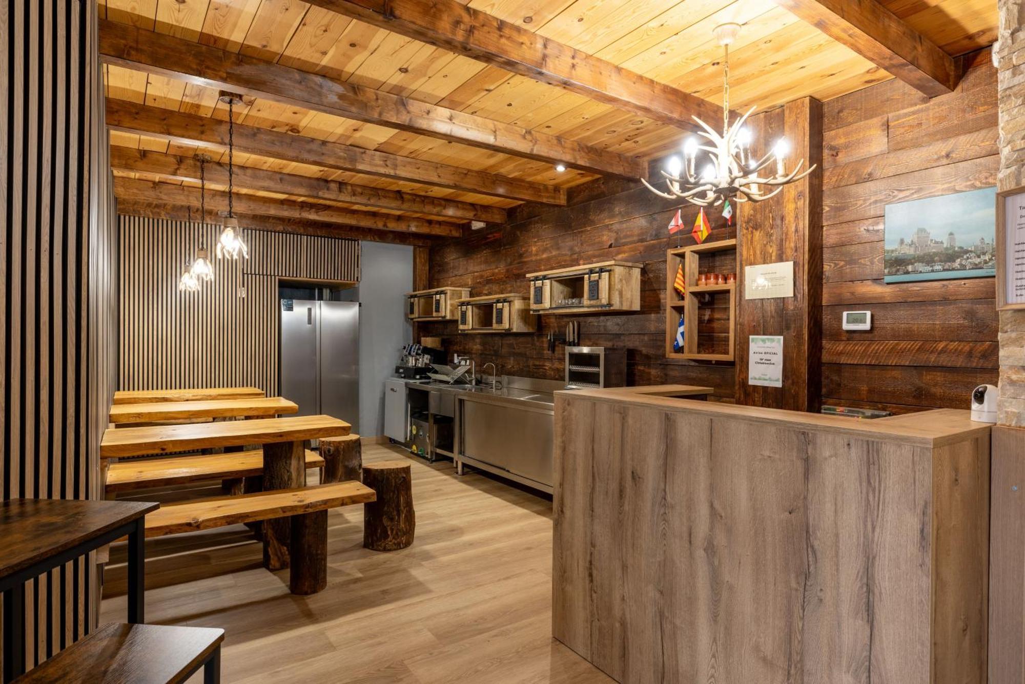 Hostel Alberg Taull Taull
